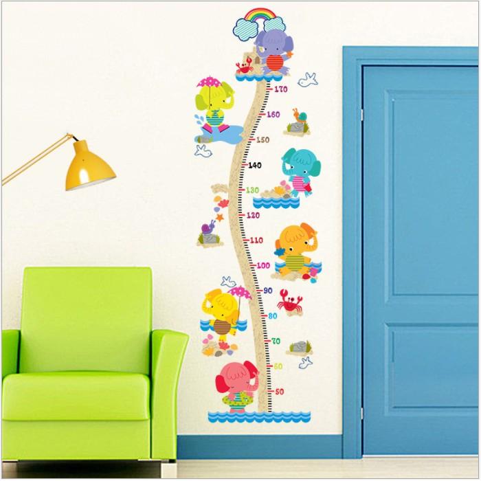 Decal dán tường thước đo thú voi
