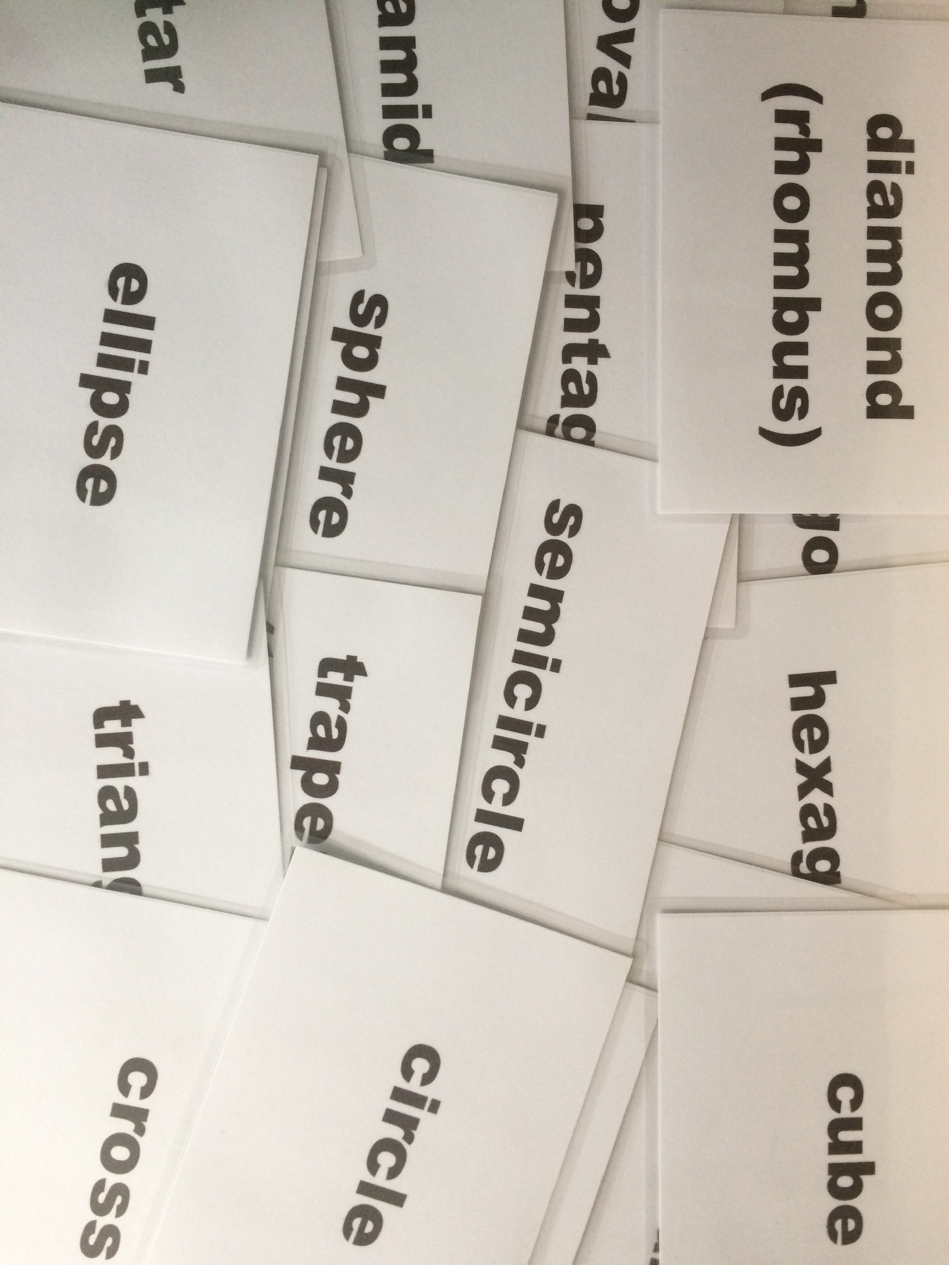 Shape Flashcards - Thẻ học tiếng Anh chủ đề hình dạng - 20 cards