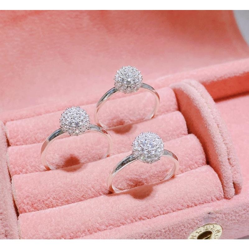 Nhẫn Bạc cầu đá 8ly, Điểm đá nhỏ li ti tạo điểm nhấn cho nhẫn long lanh nhẹ nhàng xinh xắn - Shop Bạc Nomi