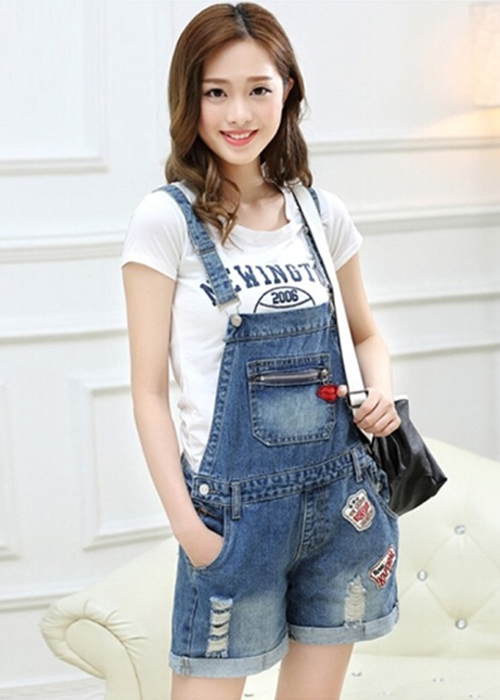 Quần Yếm Jean Short Nữ Wash Rách Thêu Logo