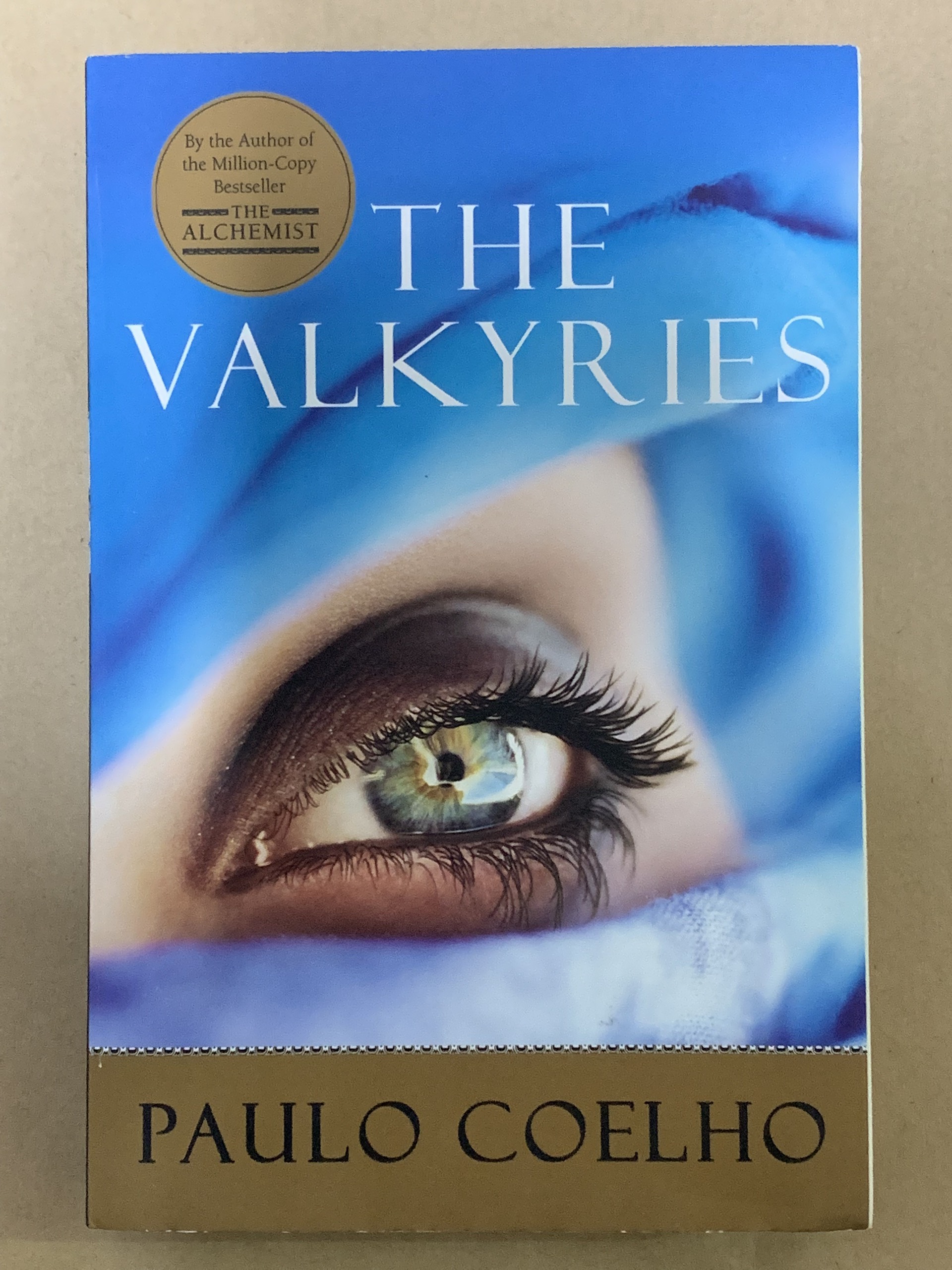 Sách Ngoại Văn - The Valkyries (Paulo Coelho)