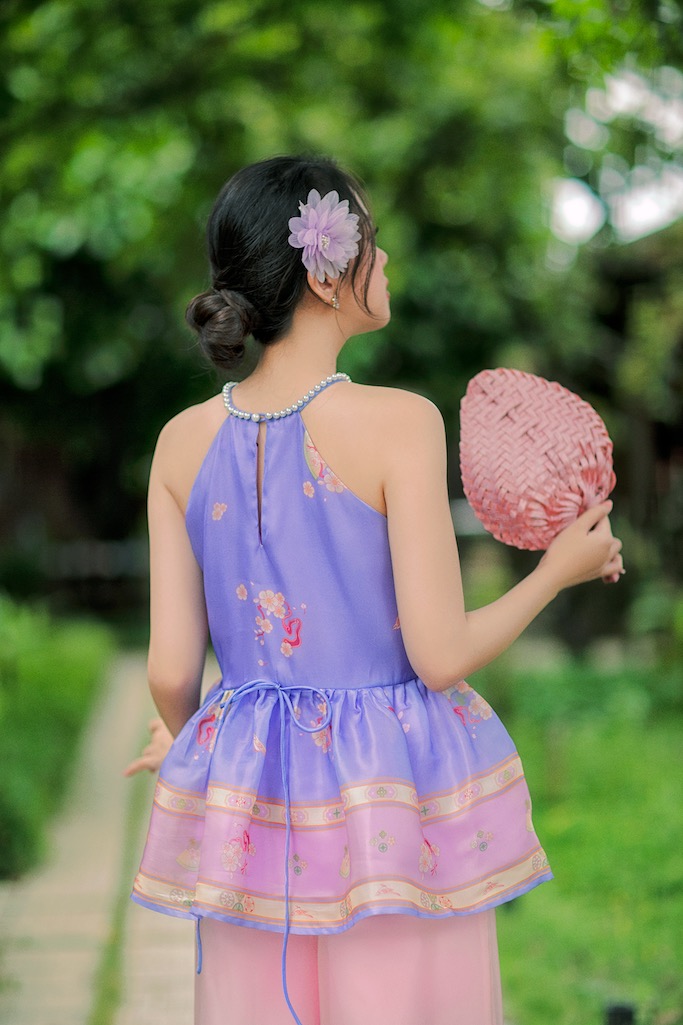 Sumire Store Áo yếm xòe organza Hoa Niên Ca - Tím