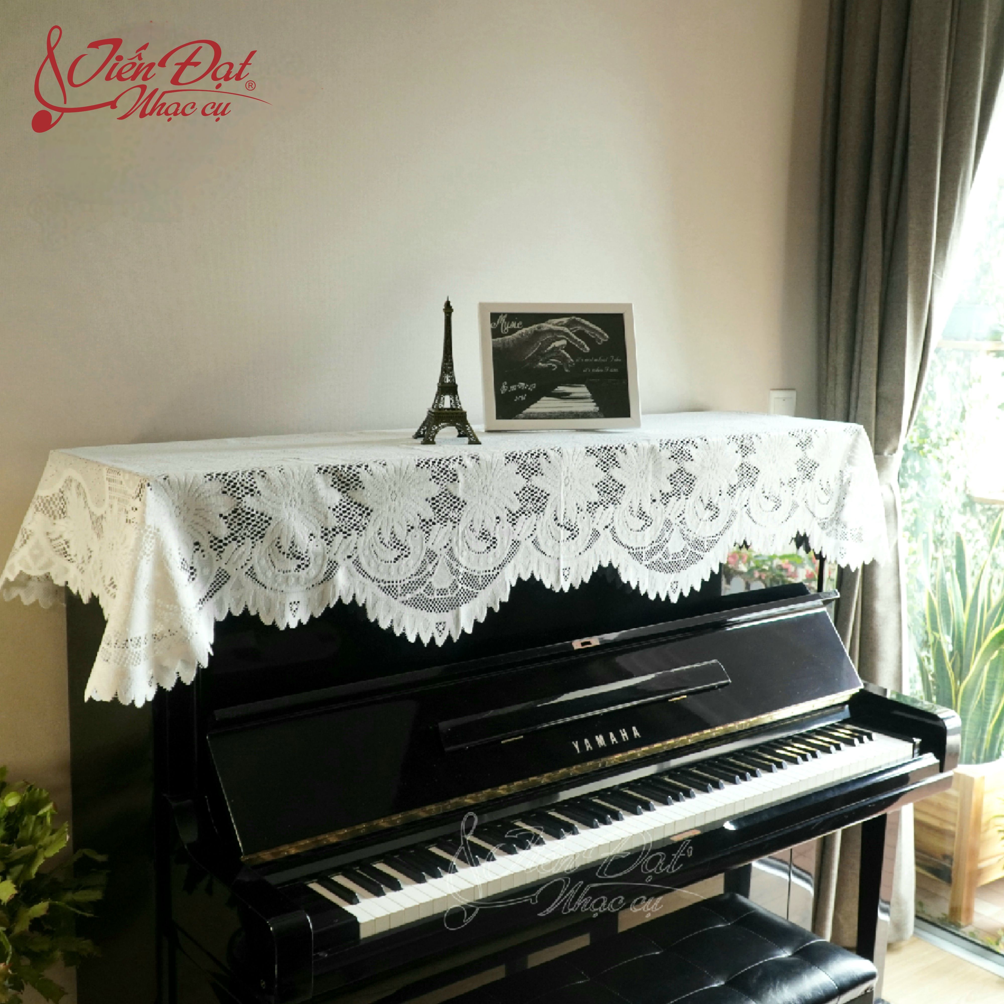 Khăn Phủ Đàn Piano Vải Ren Cao Cấp Thiết Kế Hoa Cúc Trắng Sang Trọng KU-01