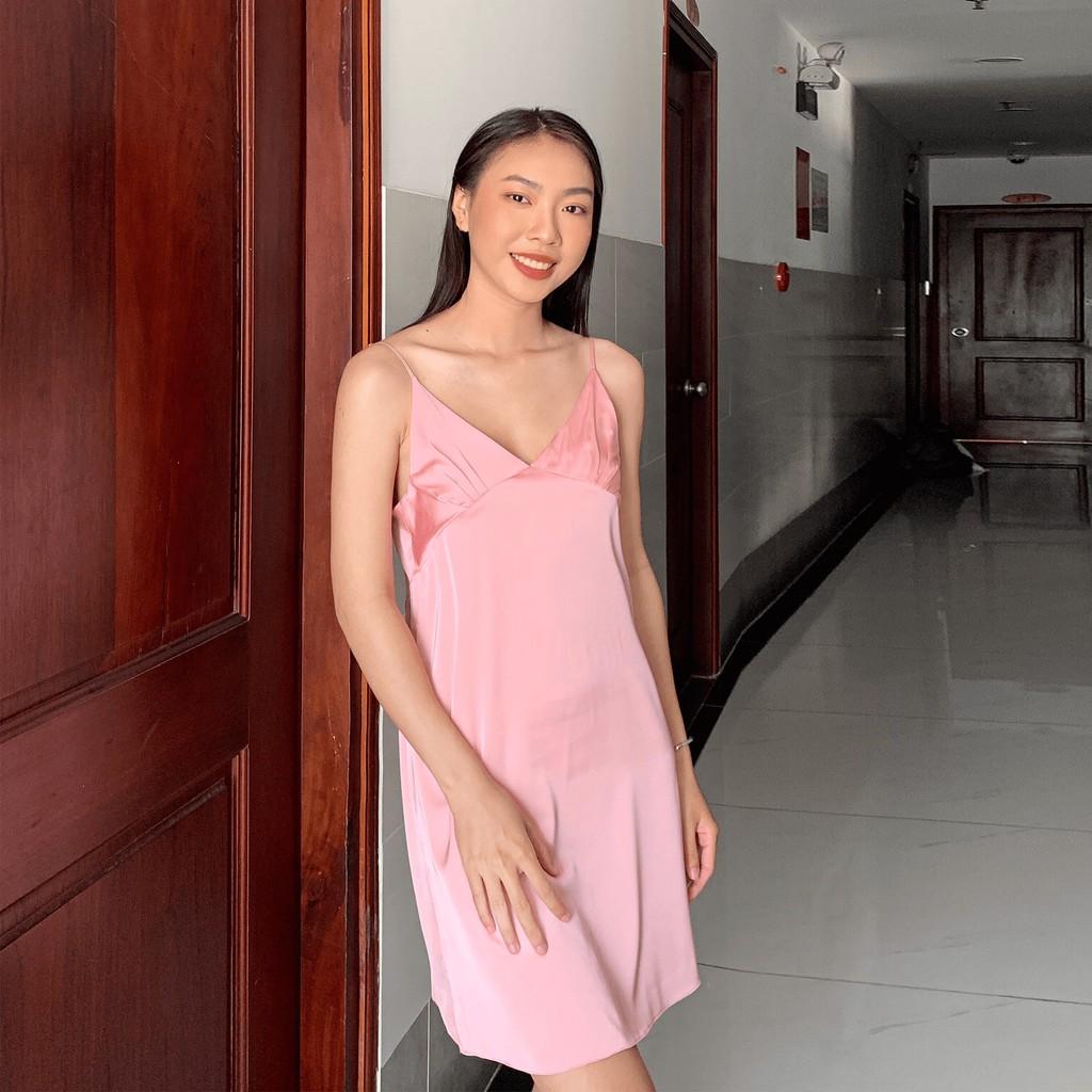 Set Đầm Váy Ngủ Sleepwear Basique Robe 2 Dây Cổ Chữ V Hở Lưng Chất Lụa Trơn Cao Cấp Phong Cách Basic Thanh Lịch Nữ Tính