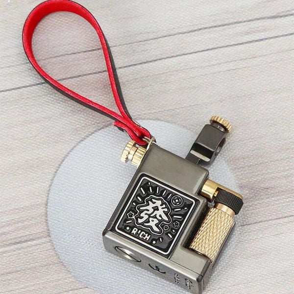 Vỏ hộp quẹt bật lửa xăng đá CF-715 có móc treo chìa khóa