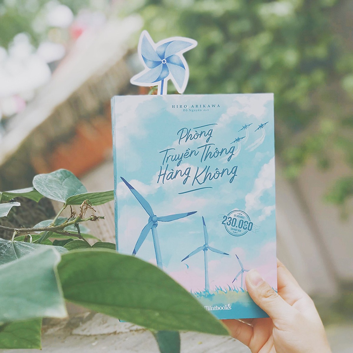 Phòng Truyền Thông Hàng Không -  Tặng Kèm Sổ Tay