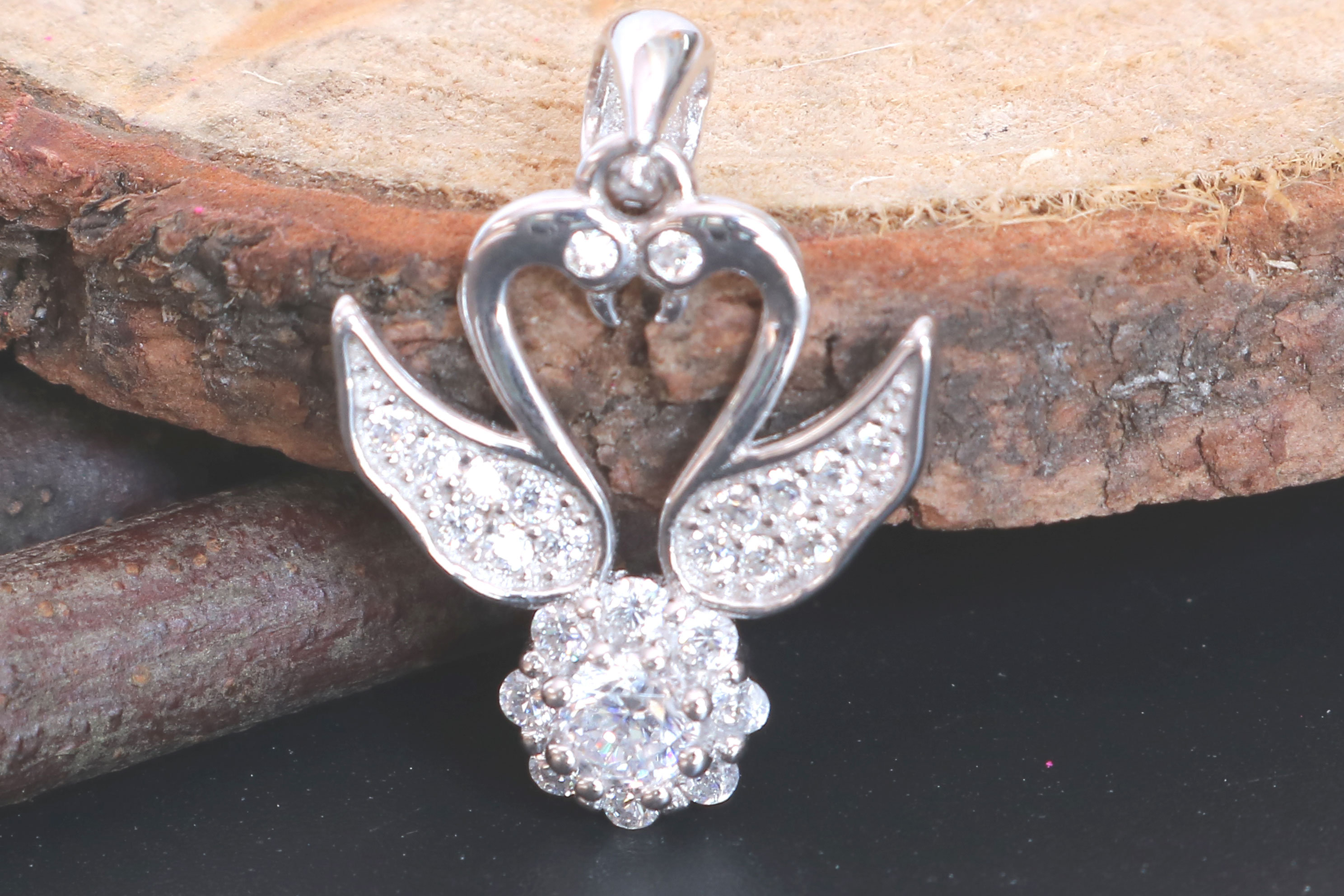 Mặt dây chuyền bạc nữ Swans Love