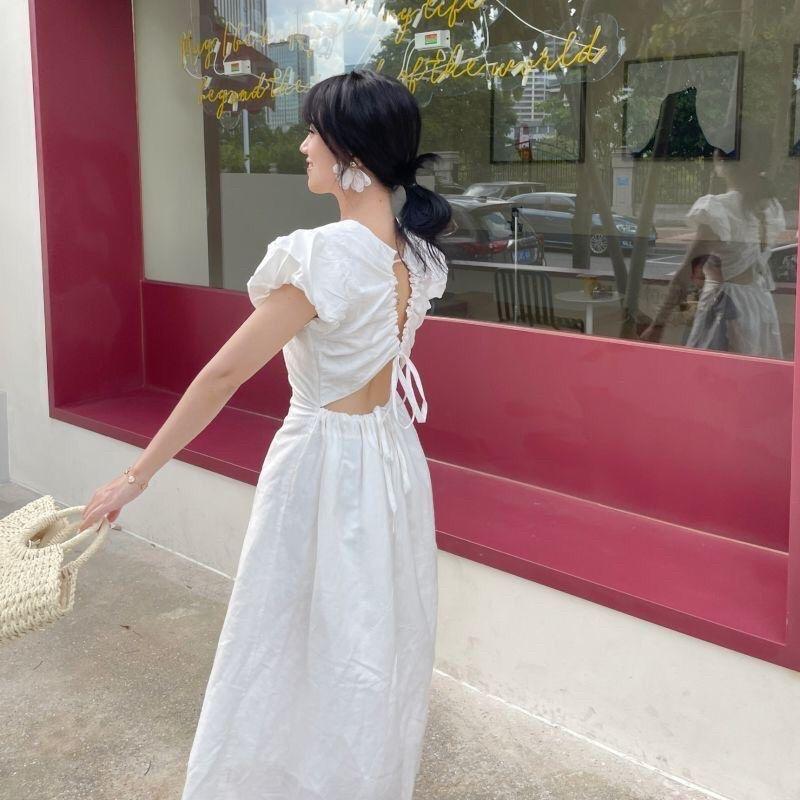 ĐẦM MIDI TRẮNG CUTOUT LƯNG RÚT DÂY