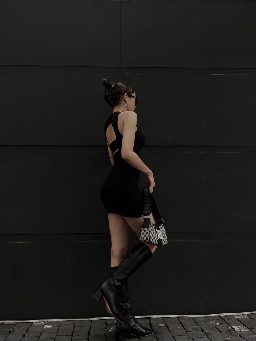 Đầm body thun ôm dáng LEMI chất liệu Cotton thiết kế sát nách trơn hở lưng cá tính size SM