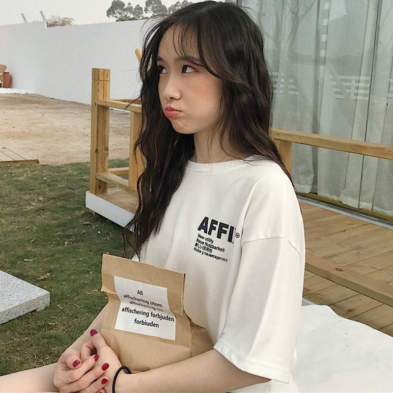 Áo thun nữ cổ tròn ngắn tay in chữ