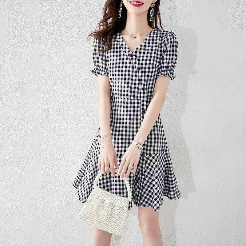 ĐẦM CARO ĐUÔI CÁ NẸP NÚT XEO