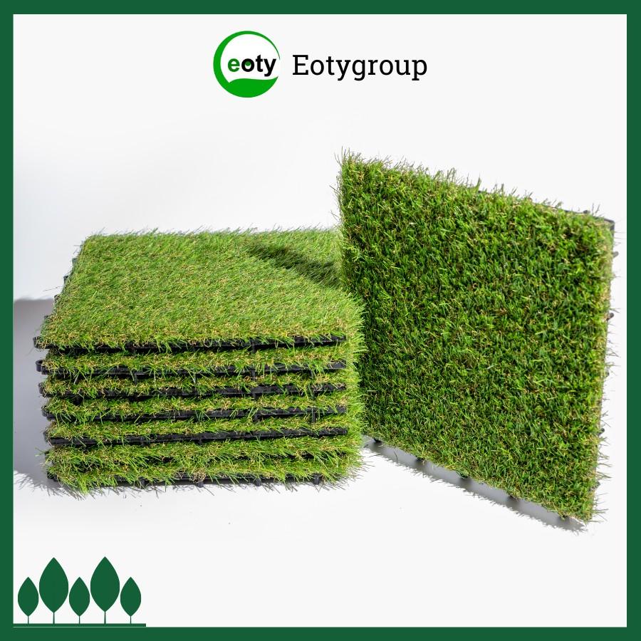 Vỉ cỏ nhân tạo lót sàn ban công, ngoài trời đế nhựa 30cmx30cm