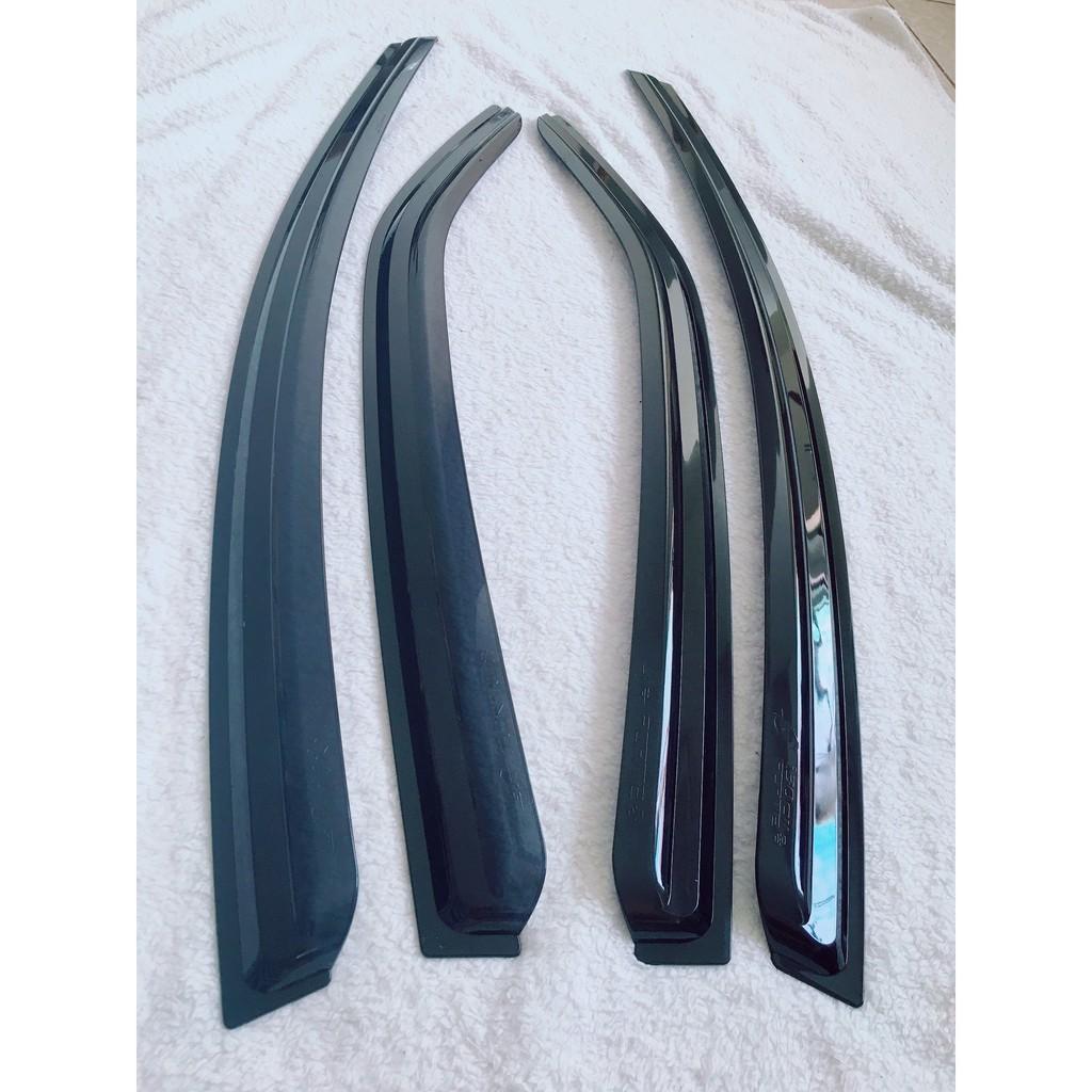 Vè che mưa đen xe Daewoo Nubira hàng Hàn Quốc chất liệu dày, có vi deo rivew sản phẩm