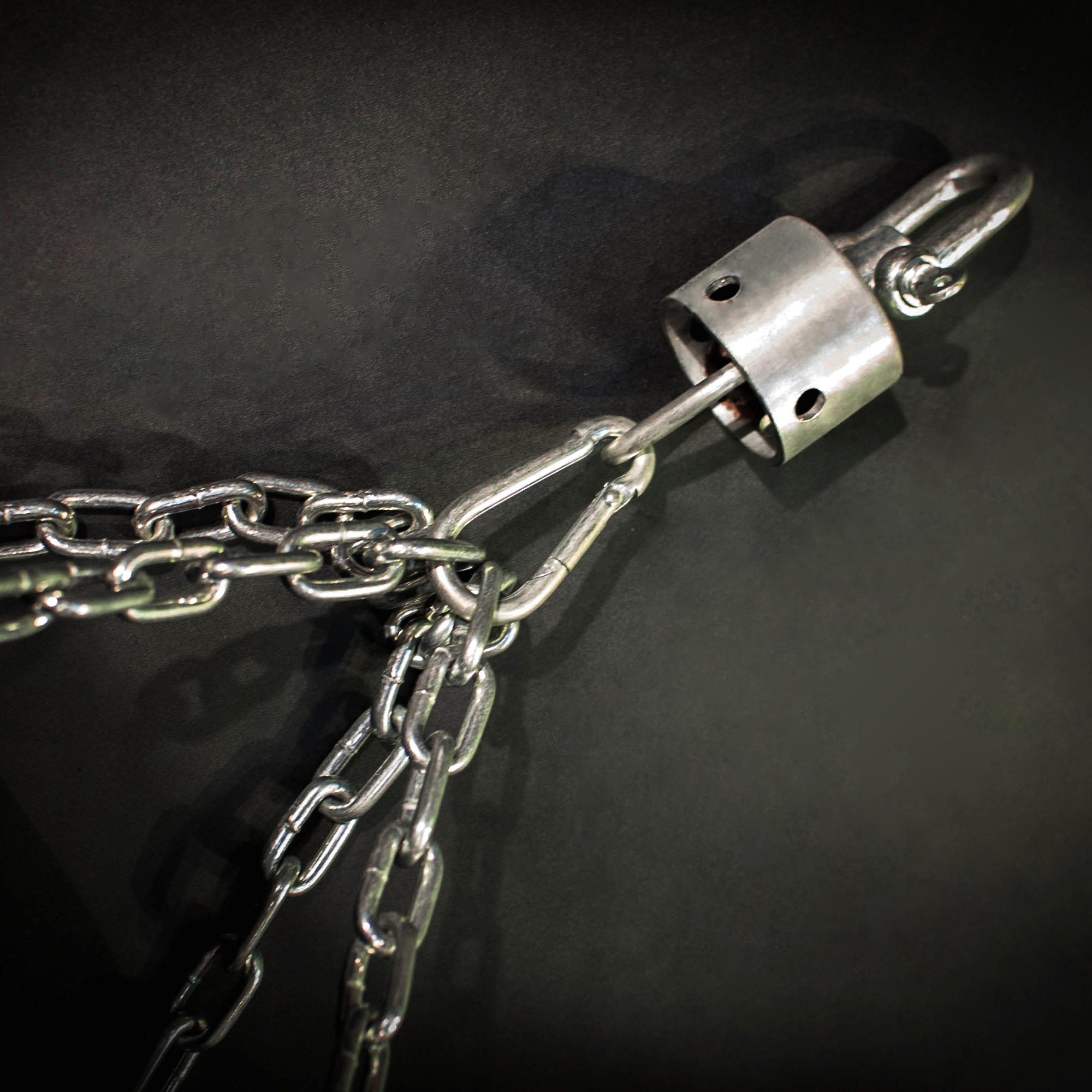 Bao cát đấm bốc Boxing dây xích 1m2 xanh rêu - Tặng móc treo bao