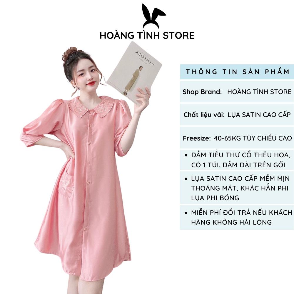 Đầm ngủ tiểu thư cổ thêu hoa Hoàng Tình Store, chất liệu lụa satin cao cấp mềm mịn mát, freesize 40-65kg tùy chiều cao