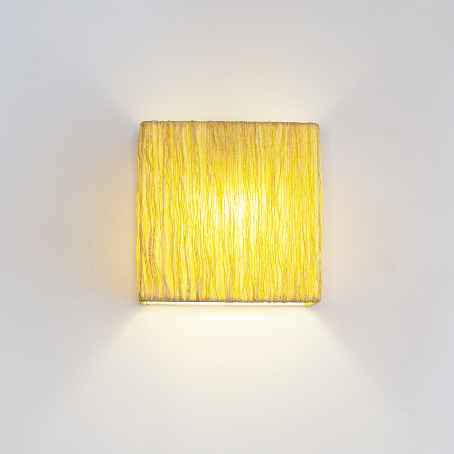 Đèn Áp Tường décor vuông nhỏ lụa nhăn