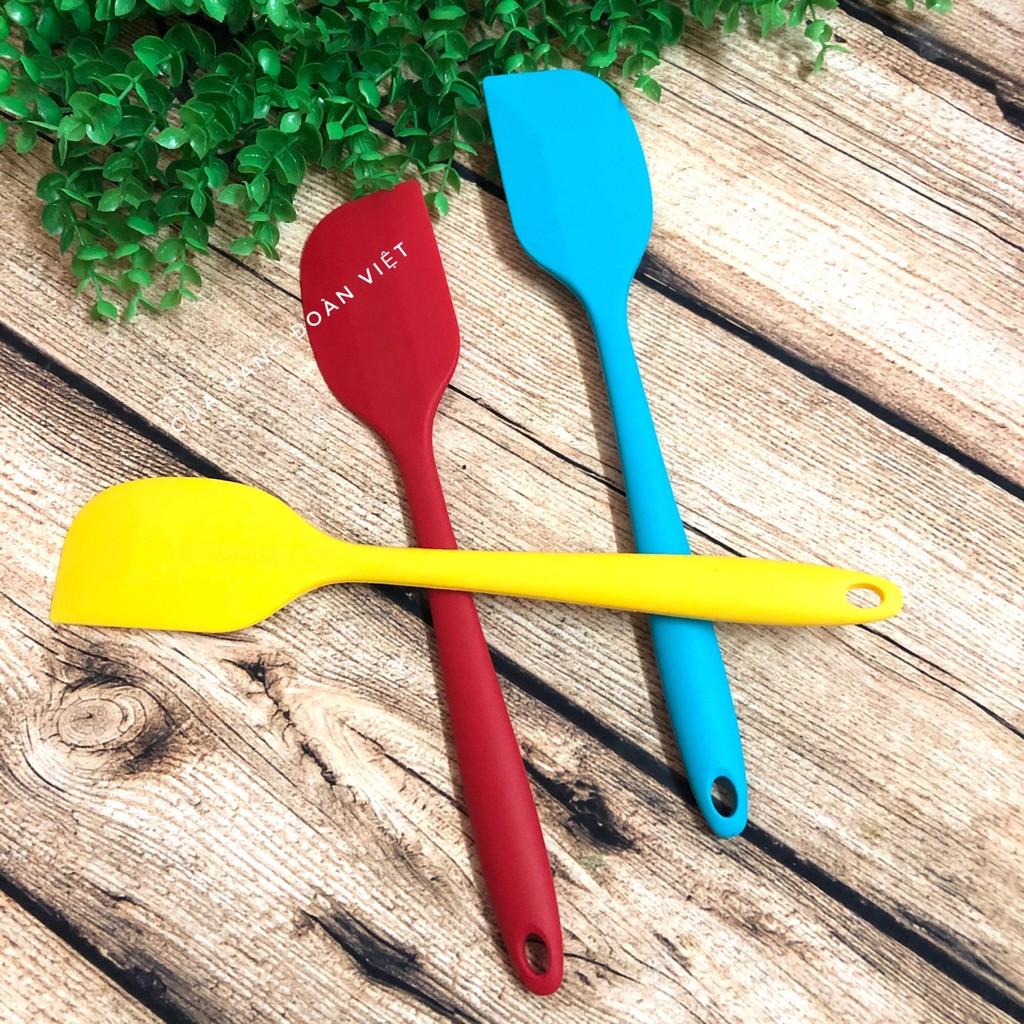 SPATULA Cây VÉT bột, Phới dẹt SILICON nguyên khối 27cm. Dụng cụ là miếng vét bột, vét kem, vét thực phẩm, mỏng dẻo ĐÁNG YÊU dễ sử dụng. Phù hợp cho GIA ĐÌNH và các TIỆM BÁNH chuyên nghiệp.