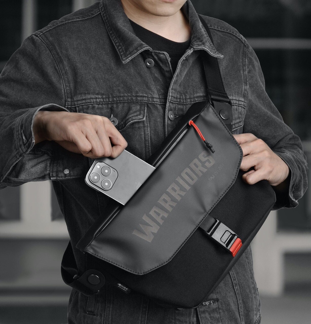 Túi đeo chéo Wiwu Warriors Message Bag X cho các thiết bị di động, máy tính bảng và phụ kiện cần thiết của bạn - Hàng chính hãng