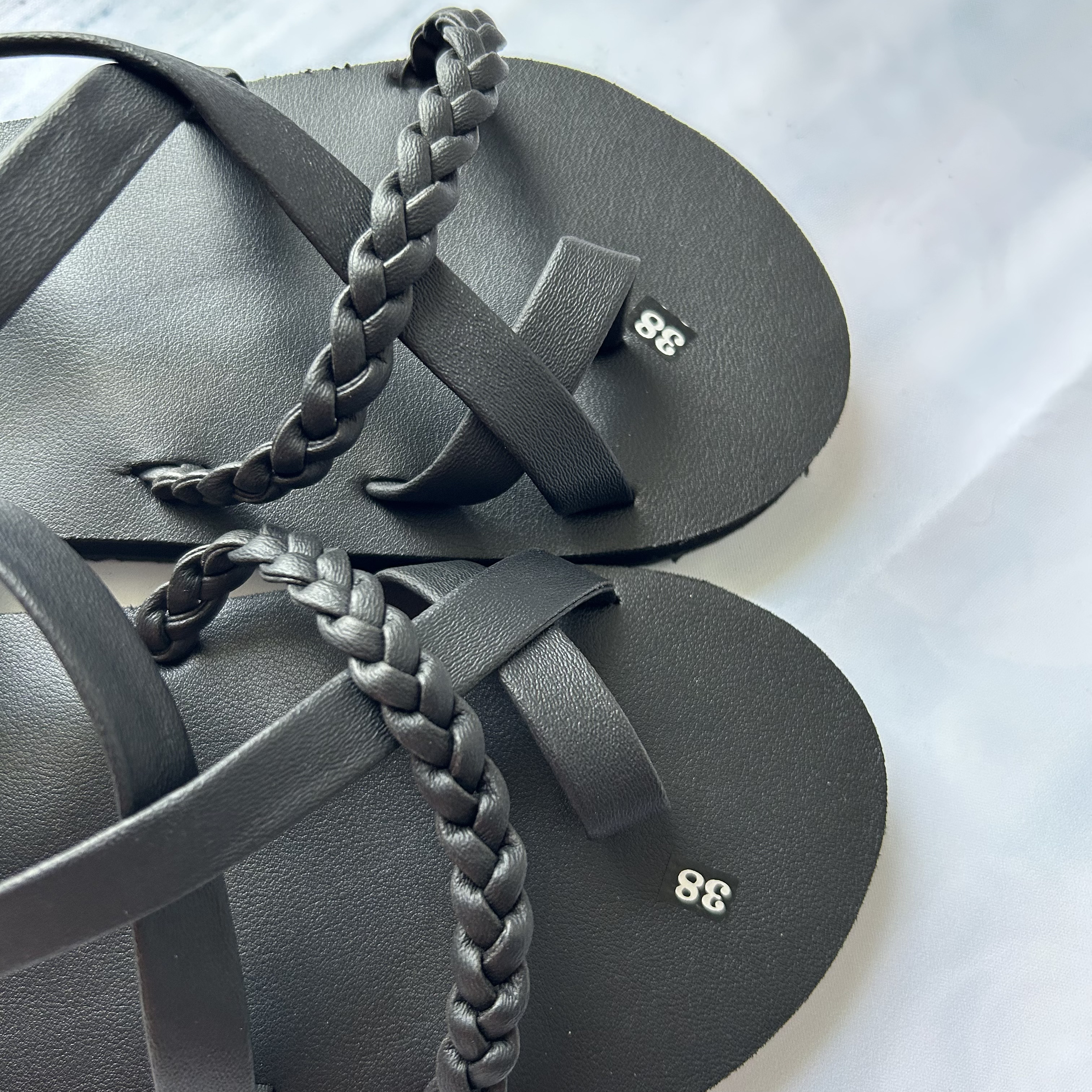 Dép sandal Nữ quai da mềm Đế bệt Cao Su ôm chân LYNA Sandal mã SD45