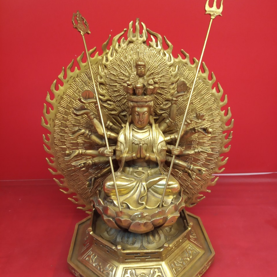 Tượng phật thiên thủ thiên nhãn cao 25cm phật nghìn mắt nghìn tay.