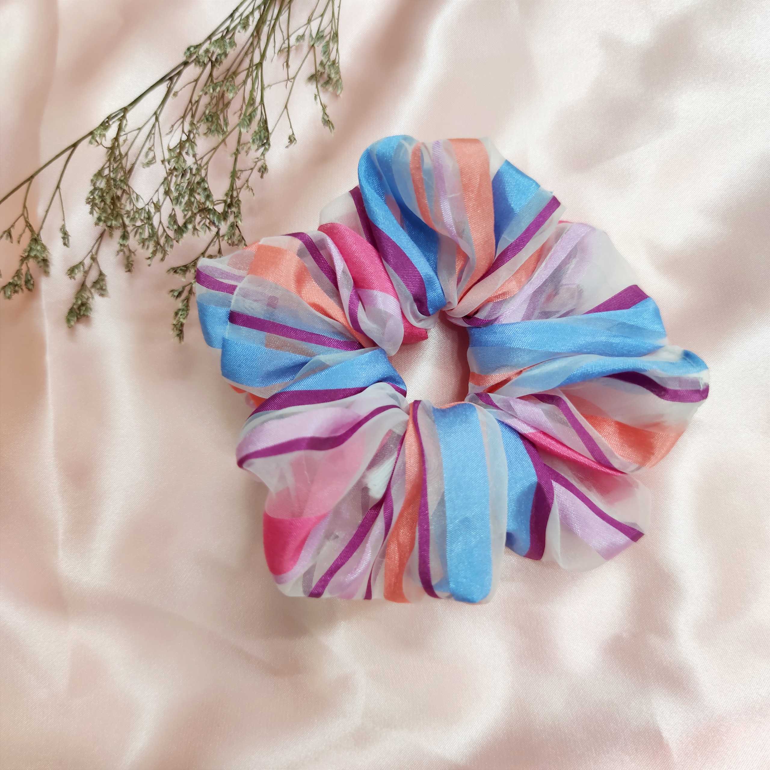Scrunchies sọc kẻ hồng - Dây cột tóc vải tông hồng
