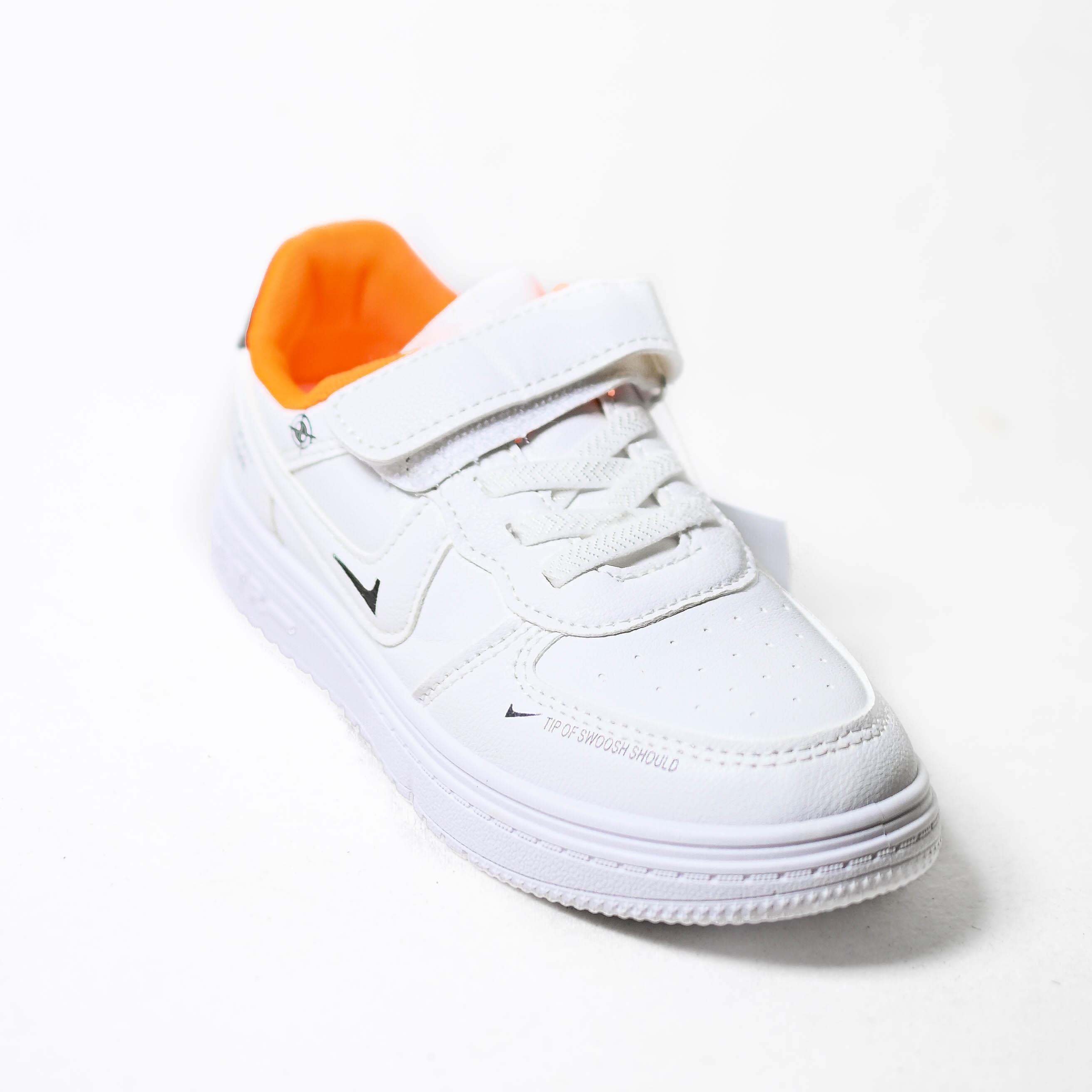 Giày thể thao trẻ em