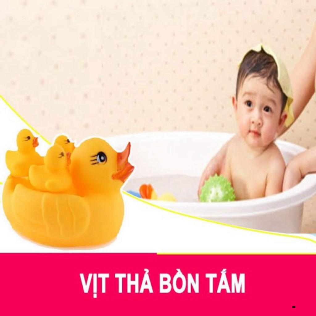 Bộ đàn vịt thả bồn tắm