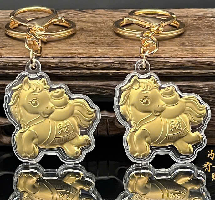 Móc Khóa Ngựa Vàng Mini 3D – Móc Treo Chìa Khóa/ Balo – Thu Hút May Mắn Tài Lộc 2026