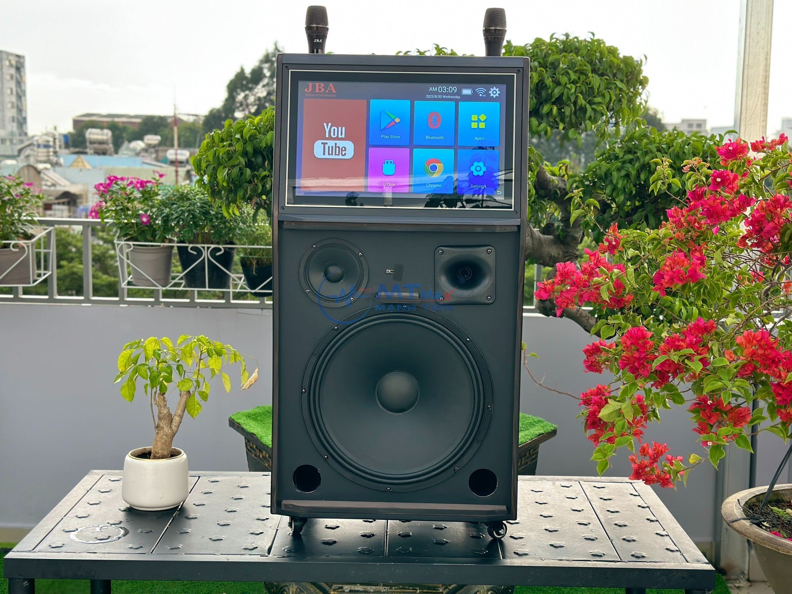 Loa Karaoke Màn Hình JBA F73S - Công Suất Lớn 300W Màn Hình Amoled Mượt Mà Bass Siêu Trầm 40Cm Âm Thanh Mạnh Mẽ Uy Lực Đi Kèm Cặp Micro Không Cao Cấp Bảo Hành 12 Tháng Tặng Kèm Bộ Đèn Led 5m Hàng chính hãng