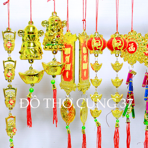 Liễn treo, trang trí mai , đào tết