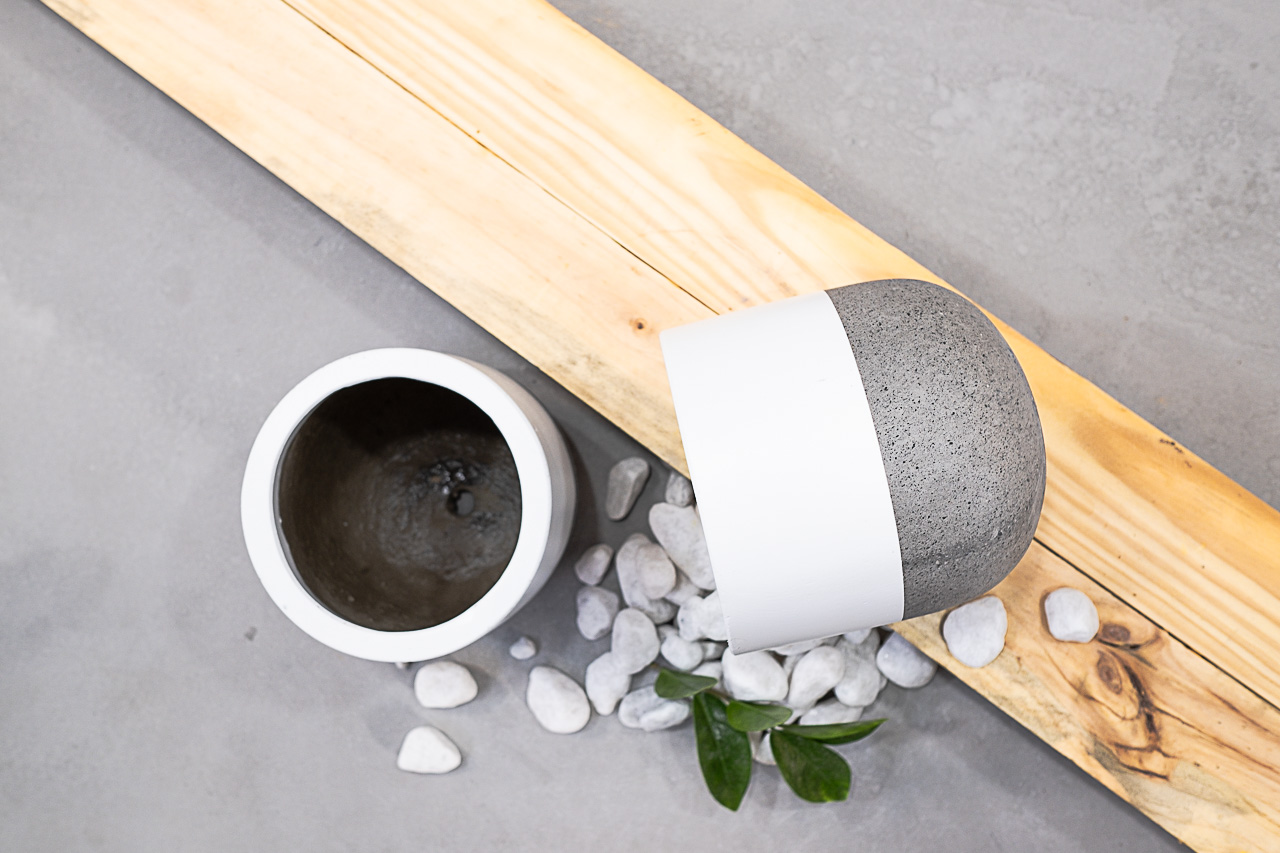 Combo 2 Chậu Trồng Cây Xi Măng Đá Mài Hình Trứng SN20