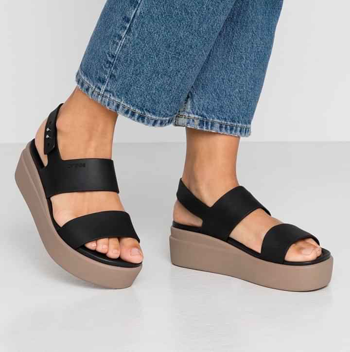 Sandal CrOSs Blooklyn Low 5cm quai ngang  cho nữ màu đen nâu