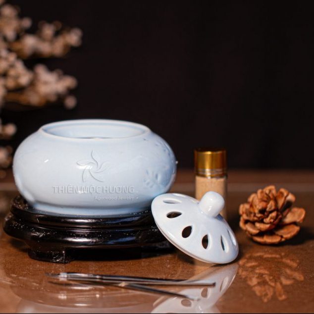 Lư điện xông trầm hương Thiên Mộc Hương chất liệu gốm sứ chịu nhiệt cao cấp