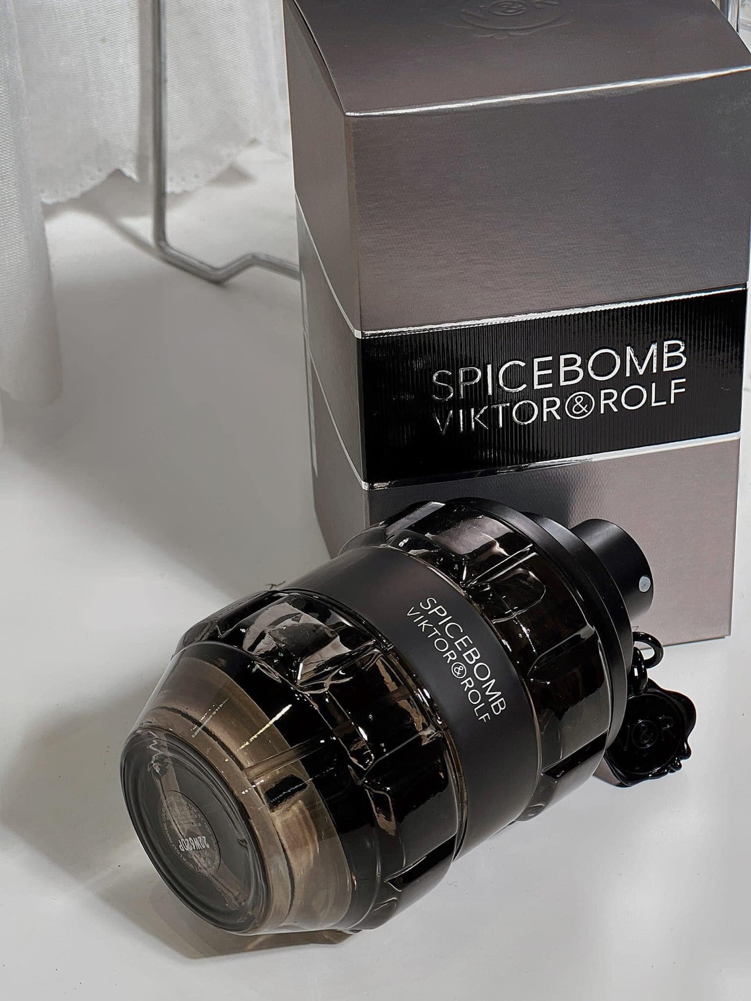 Nước Hoa Nam Viktor &amp; Rolf Spicebomb 90ml