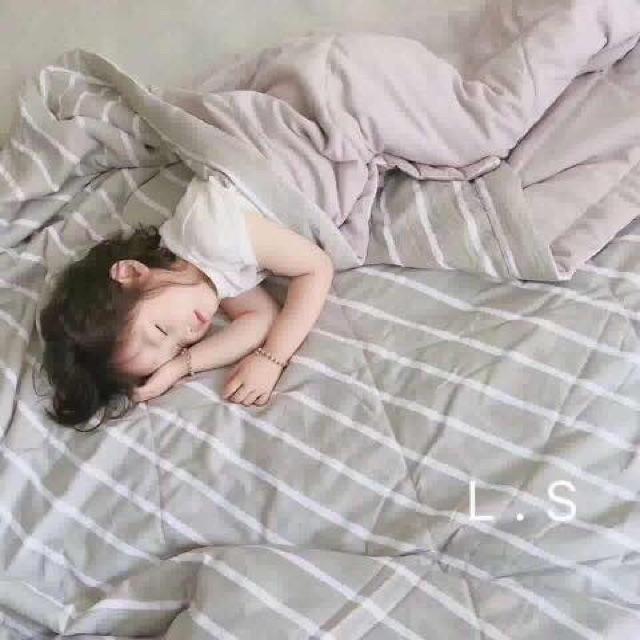 Chăn kẻ MJ chất mềm mát siêu đẹp