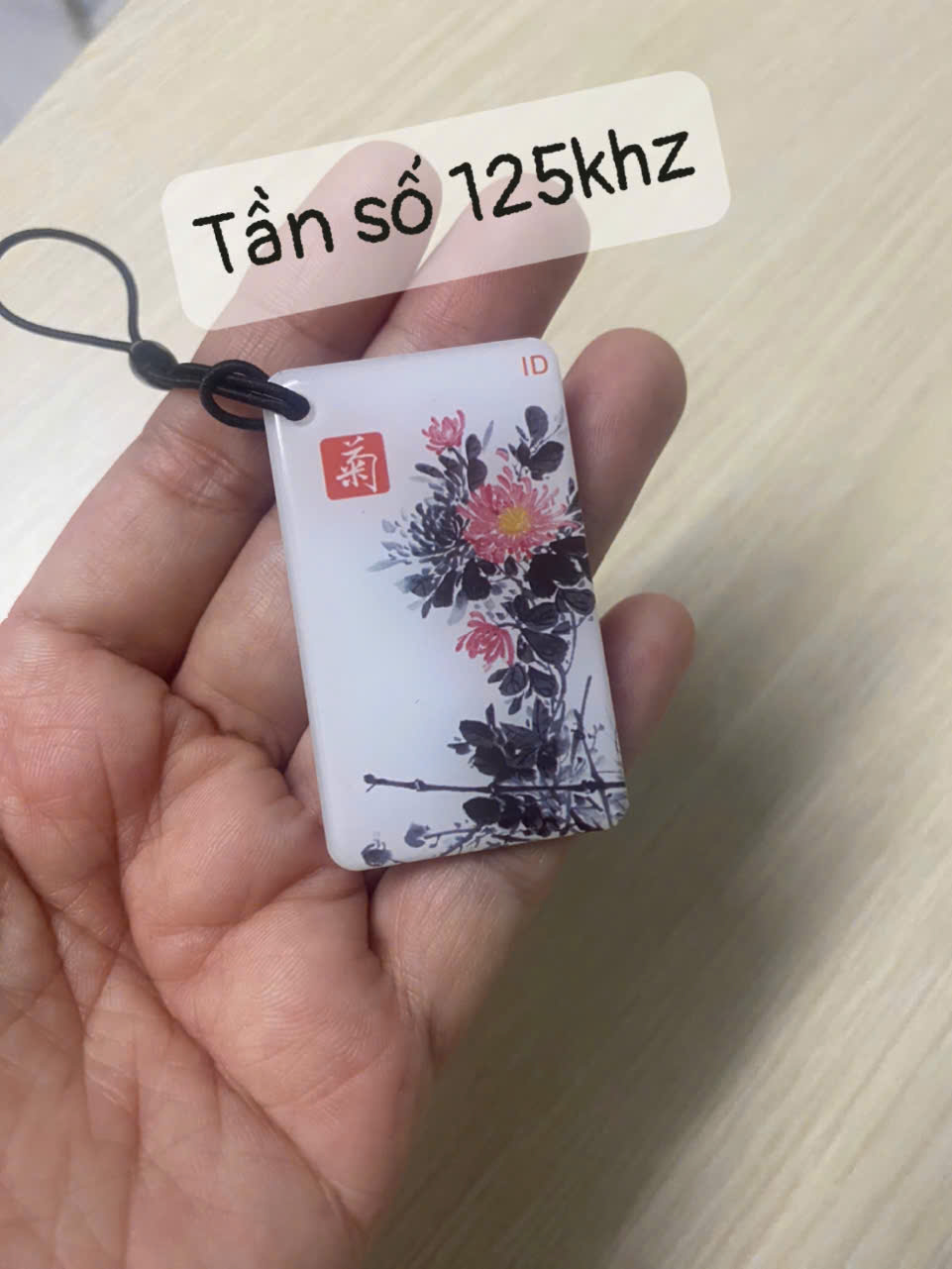 Thẻ Từ dạng móc khóa hoa RFID Tần Số 125Khz ( Proximity) - Hàng nhập khẩu