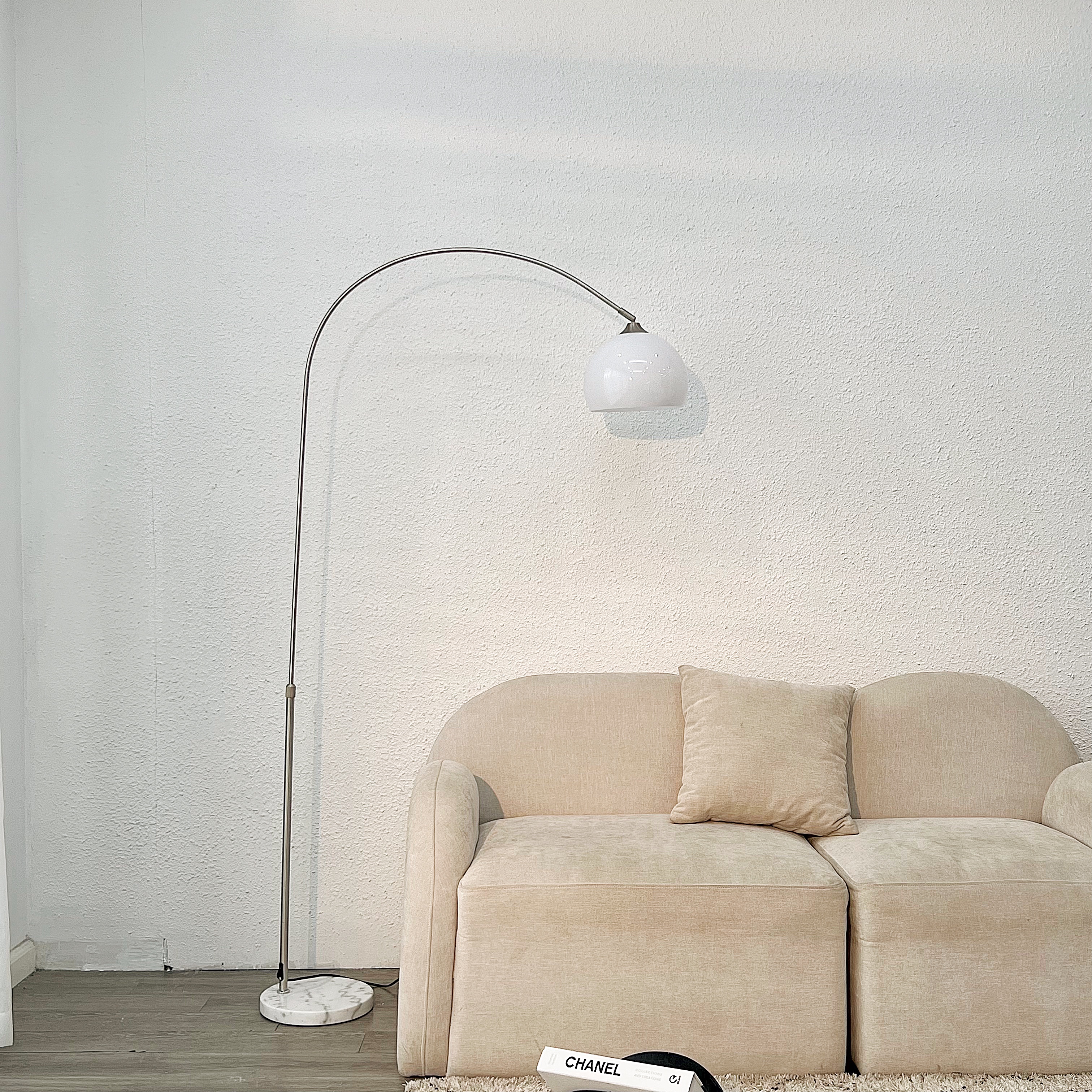 Đèn cây đứng phòng khách, phòng làm việc góc đọc sách hiện đại dáng bow cong DCLA012T