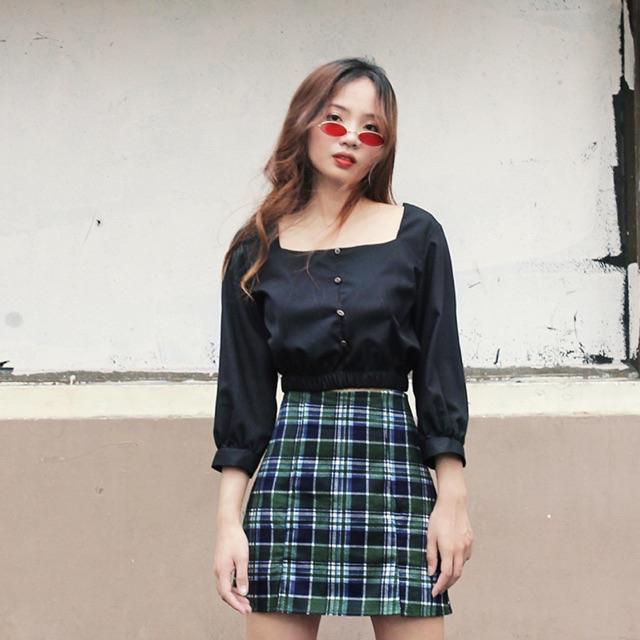 Áo sơ mi croptop cổ vuông phối khuy tay dài DALLA