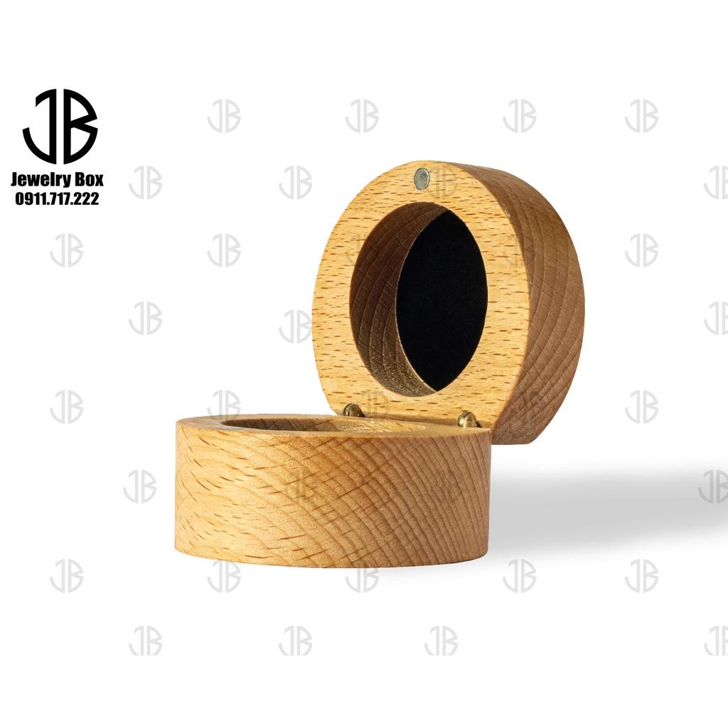 Hộp đựng nhẫn cưới Jewelry Box (JB) hình tròn bằng gỗ cao cấp