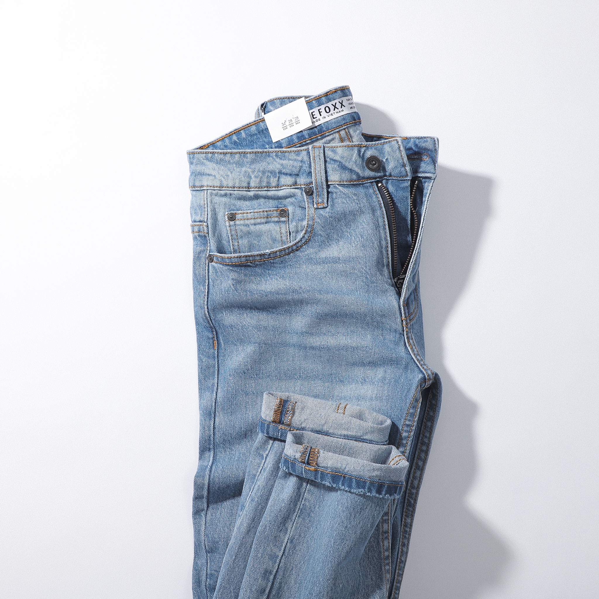 Quần jeans xanh nhạt wash rách DF form slimfit 220701 - Quần jean nam cao cấp | LASTORE MENSWEAR