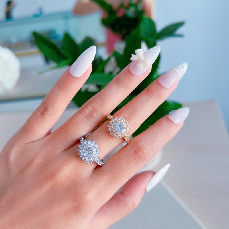 Nhẫn nữ hoa nhí gắn đá siêu sáng Kami