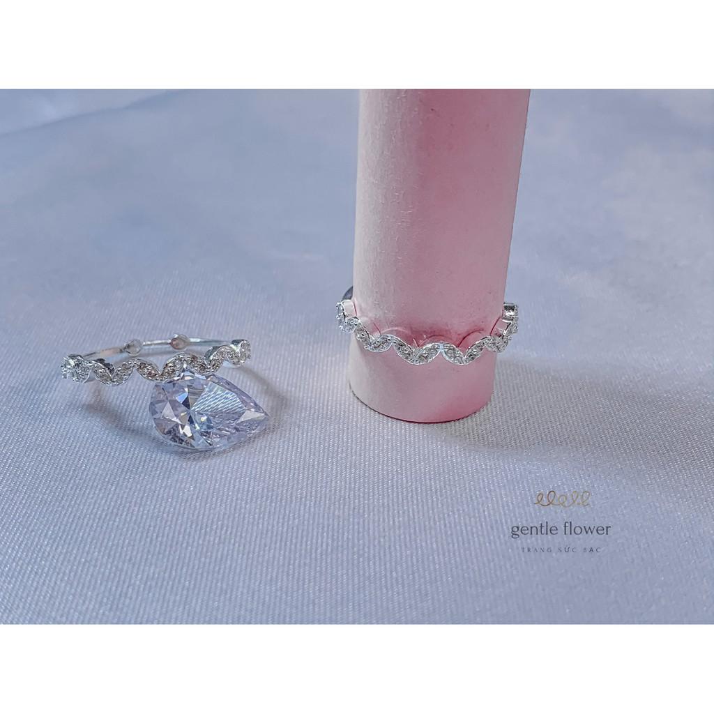 Nhẫn bạc ta nữ đính đá viền lượn sóng thiết kế trẻ trung Gentle Flower