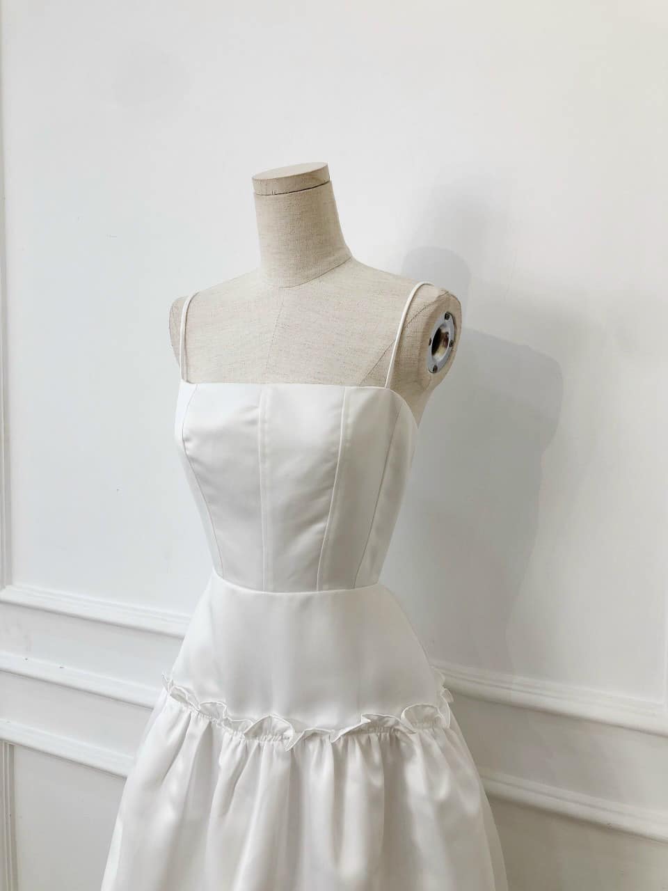Đầm xòe 2 dây bèo nhún lai quyến rũ