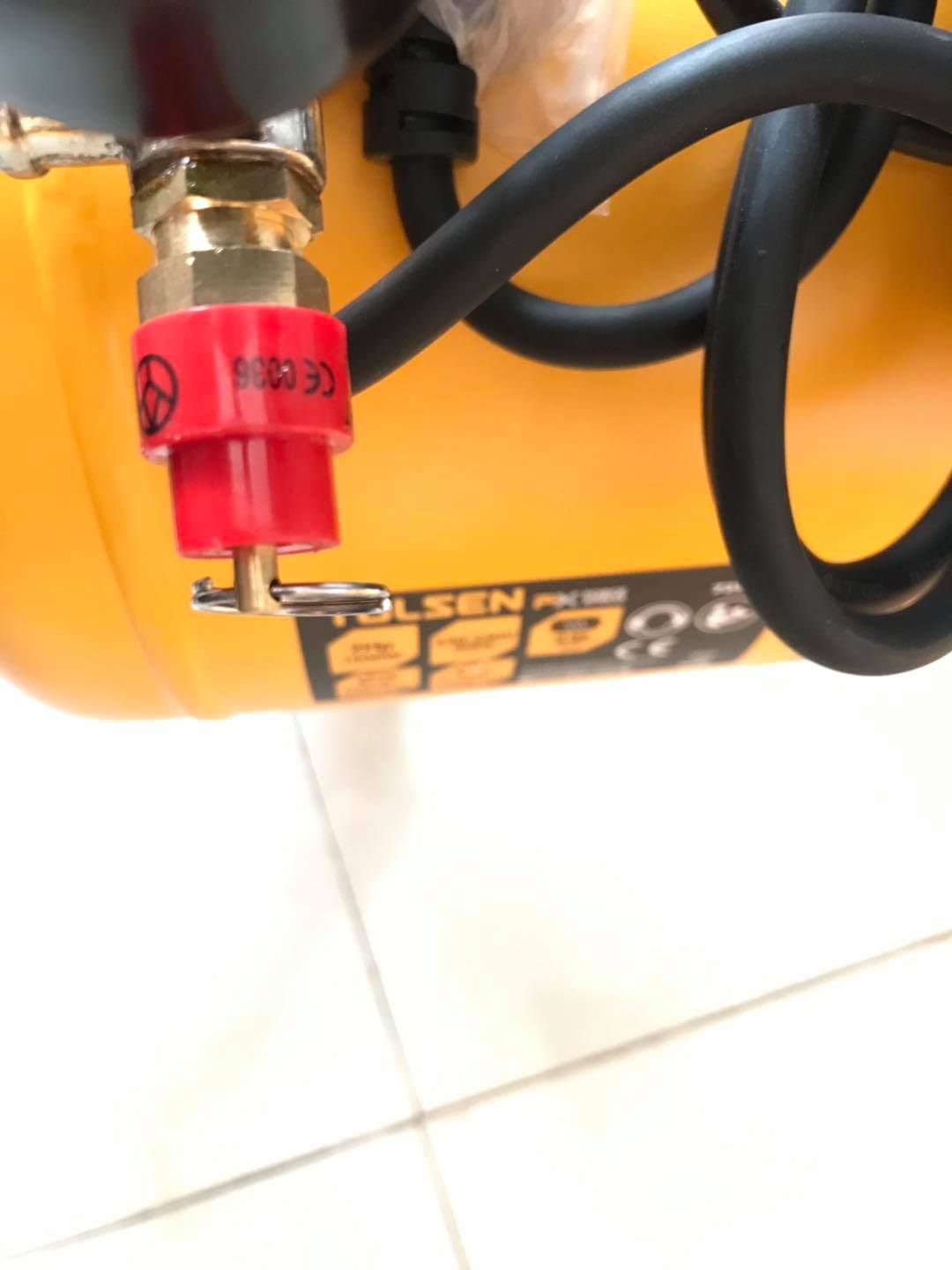 Máy nén khí có dầu 24L 1500W Tolsen 73114- Hàng chính hãng
