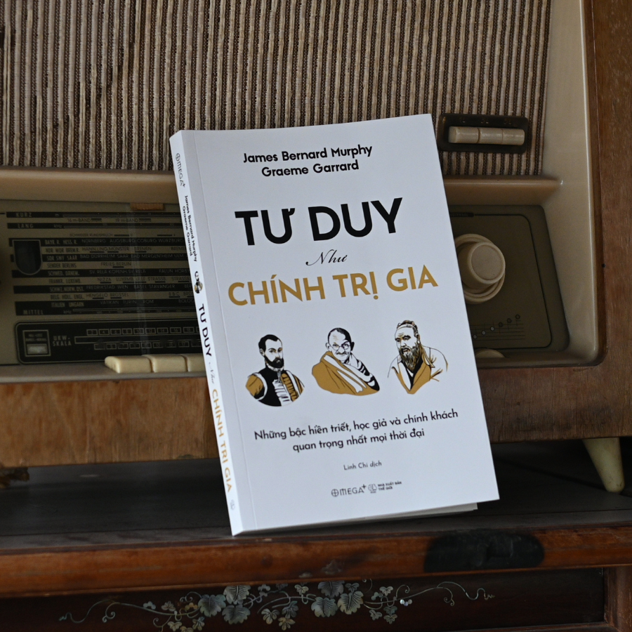 Sách - Tư Duy Như Chính Trị Gia