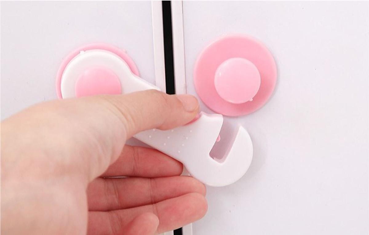 Khoá Chặn Cửa Tủ , Tủ Lạnh Bảo Vệ An Toàn Cho Bé - Xanh - Hàng Chất Lượng