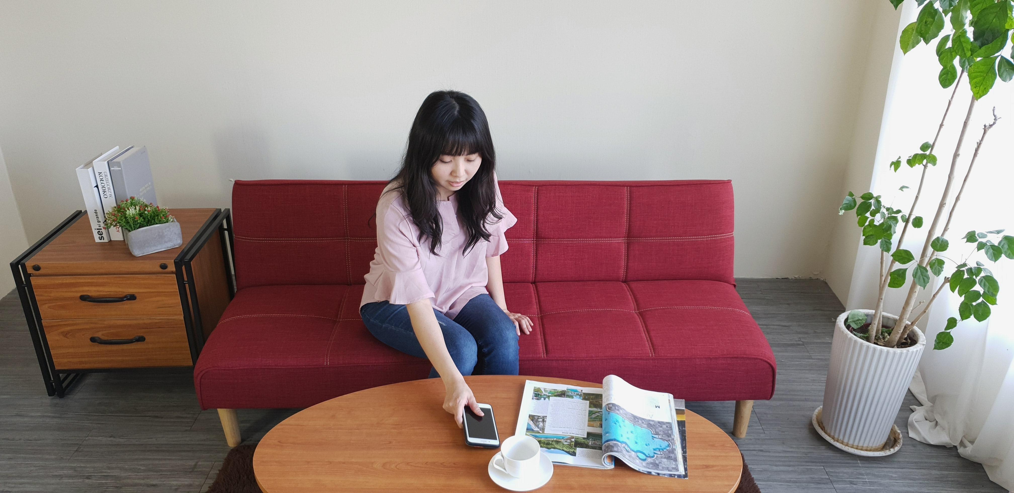 Sofa bed 3 trong 1 Juno sofa chân gỗ màu đỏ