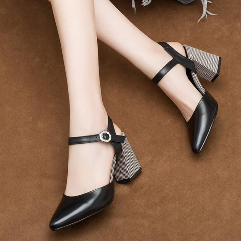 Giày sandal nữ bít mũi, gót caro cao cấp ROSATA RO382 - HÀNG VIỆT NAM - BKSTORE