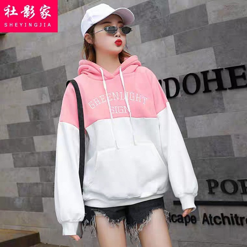 Áo Khoác Hoodie Nữ Thêu GREENLIGHT Trước Ngực - Chất Liệu Thun Nỉ - Form Dưới 60kg - Mẫu Mặc Mọi Lứa Tuổi