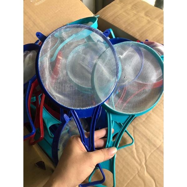 Rây nhựa loại to